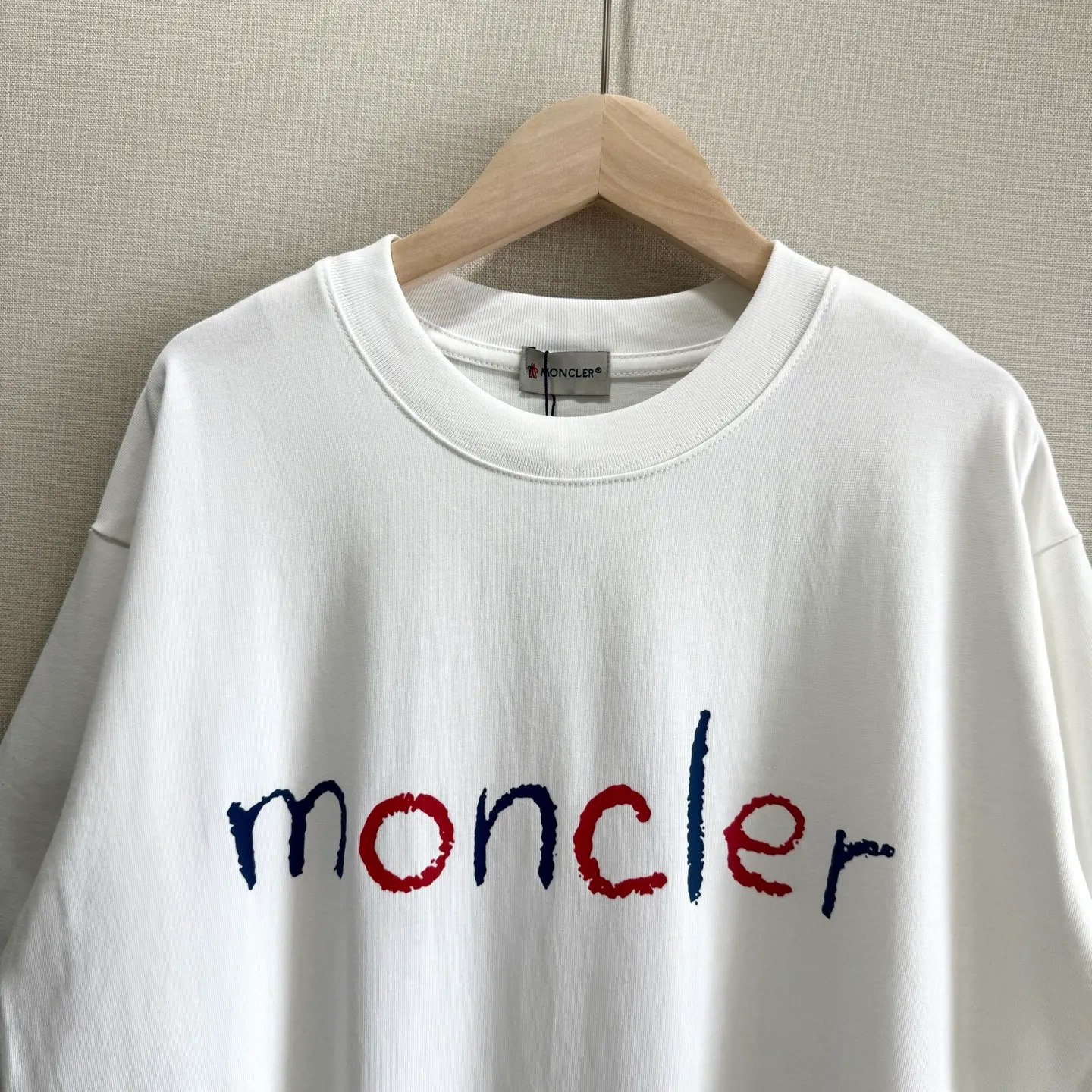 TM 1048 MONCLER ：280 32 ： Hot Sale os 200 ：White Black Size：S M L XL